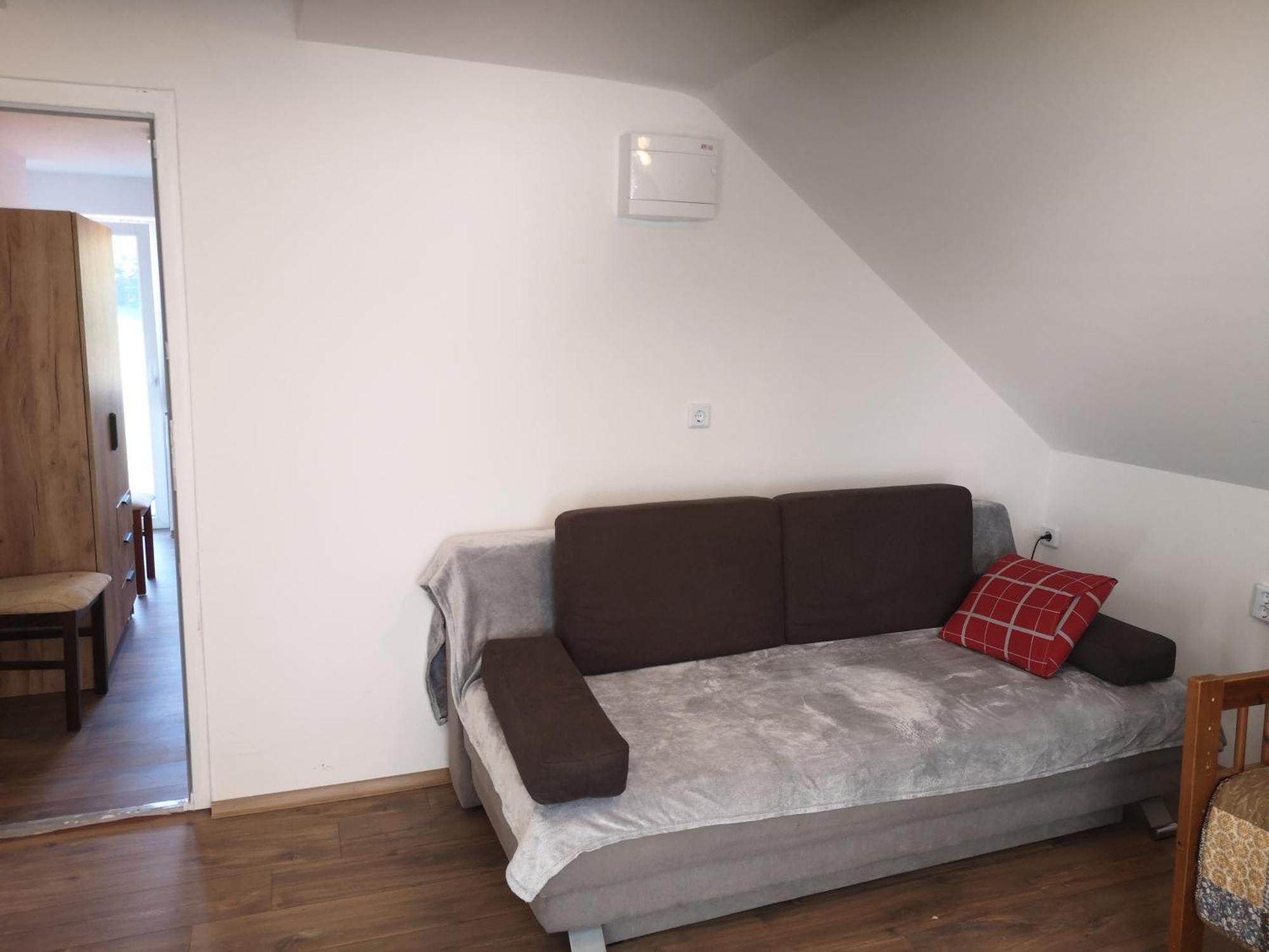 Small House In Целе Номер фото